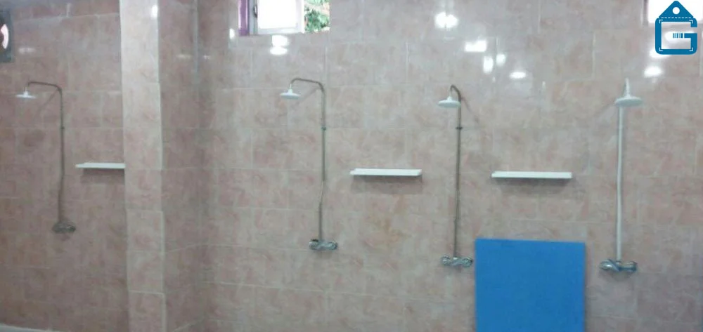 تصویر بخش دوش استخر غدیر آستانه