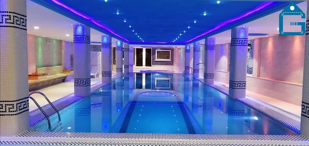 نمایی زیبا از استخر پرشین آستارا
