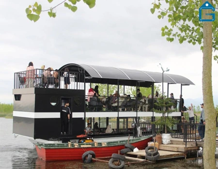 کشتی تفریحی دریاچه صومعه سرا